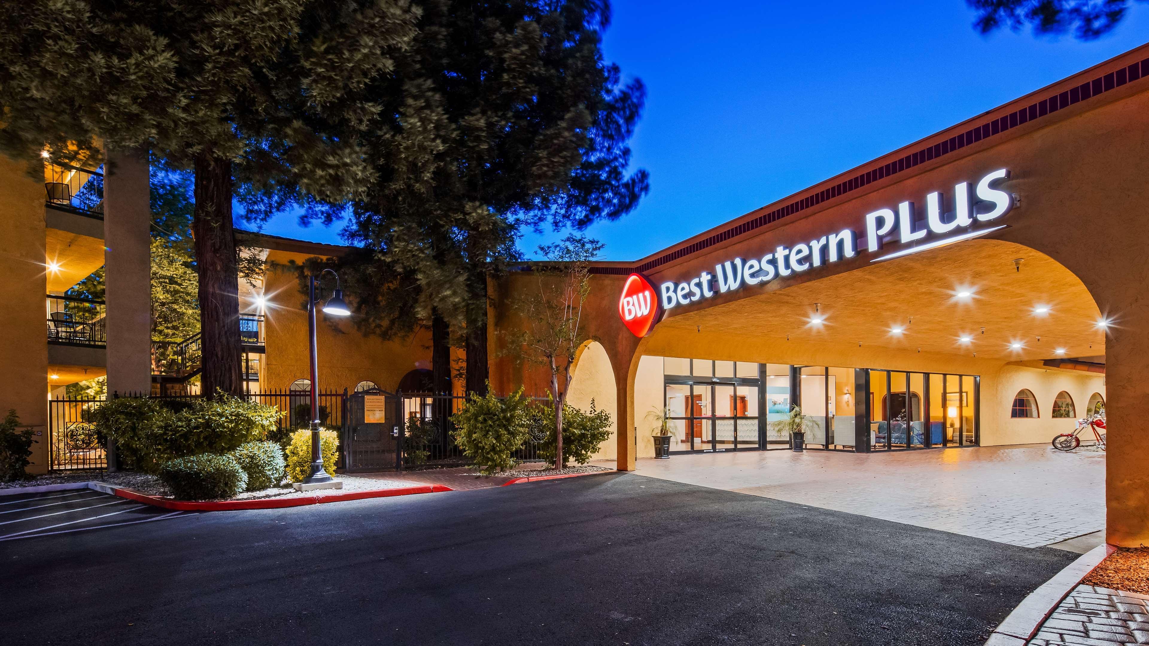 Best Western Plus Waco North Bagian luar foto
