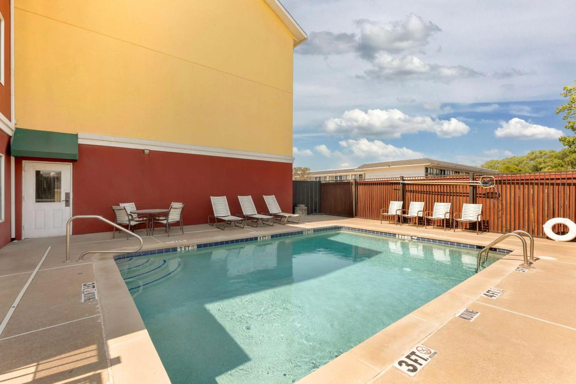 Best Western Plus Waco North Bagian luar foto