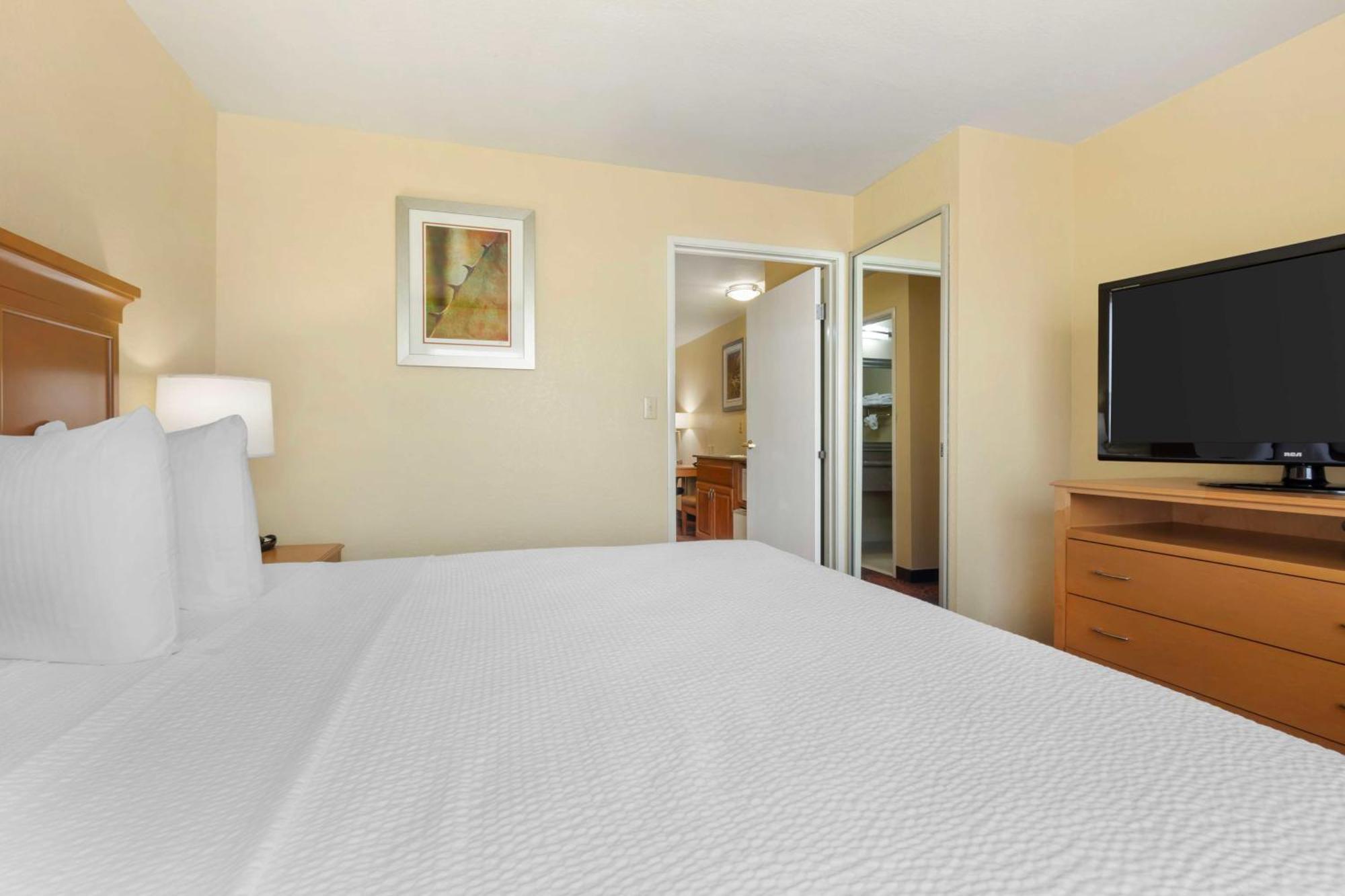 Best Western Plus Waco North Bagian luar foto