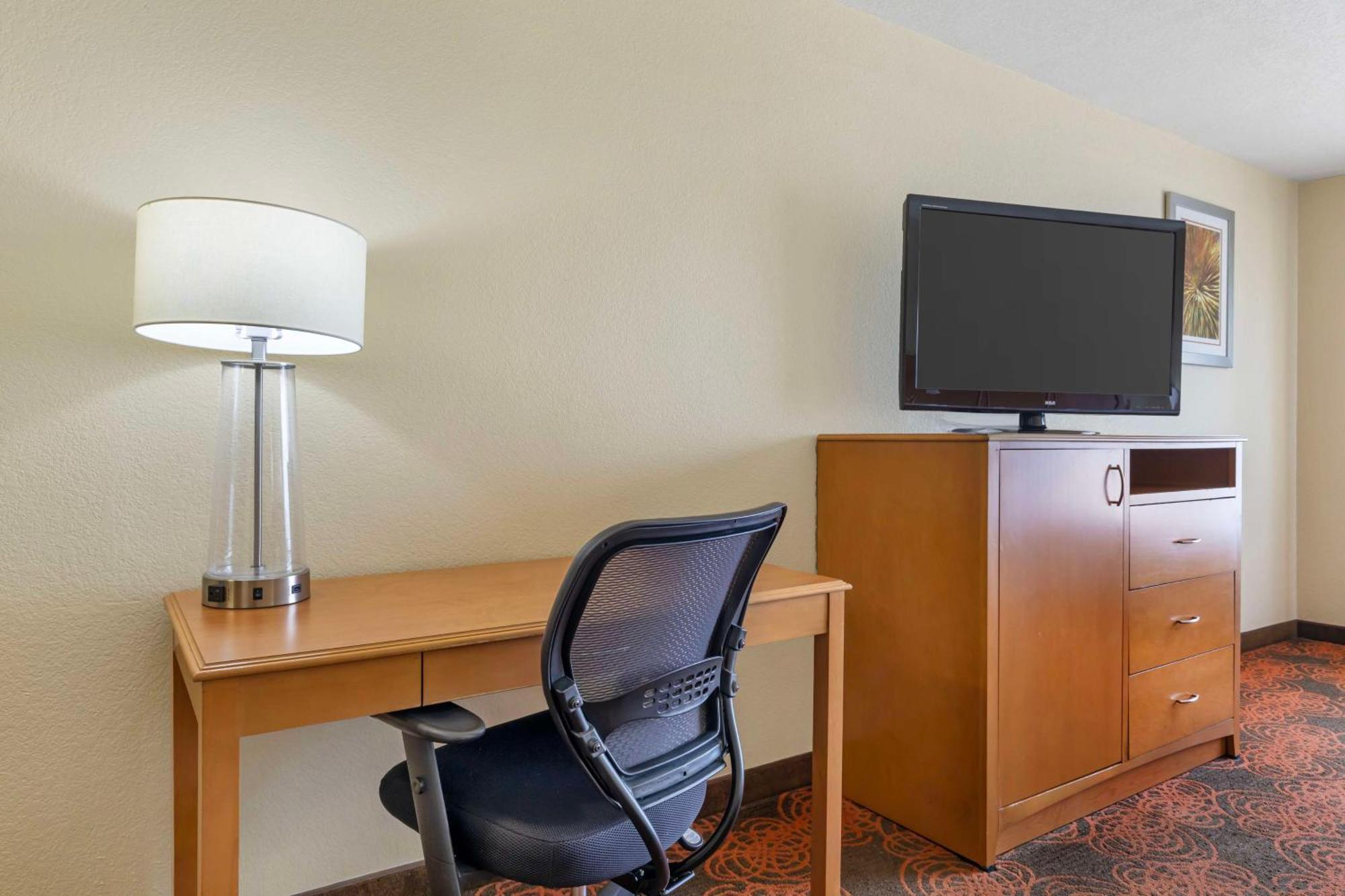 Best Western Plus Waco North Bagian luar foto